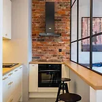 아파트 Chic In Historic Koneser Area