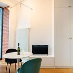 아파트 Chic In Historic Koneser Area *