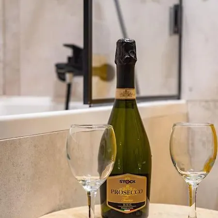 Chic In Historic Koneser Area * Варшава