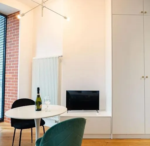 Apartament Chic In Historic Koneser Area *